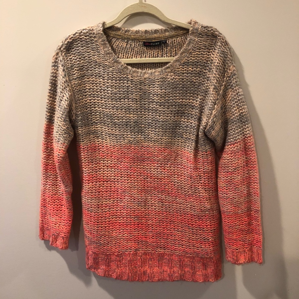 Beautiful soft 2 toned sweater